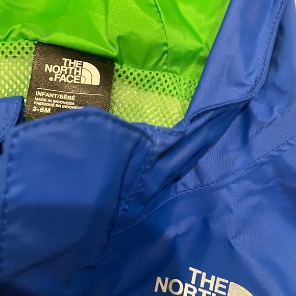 North Face Infant Rain Jacket 3-6 mo. - Picture 2 of 5